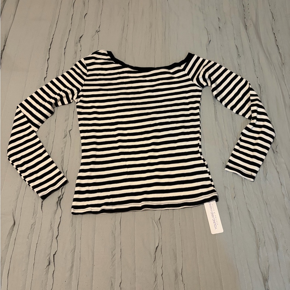 NWT Darong Off the Shoulder Striped Top | Size M